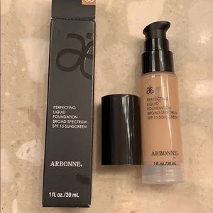 Arbonne perfecting liquid foundation honey beige